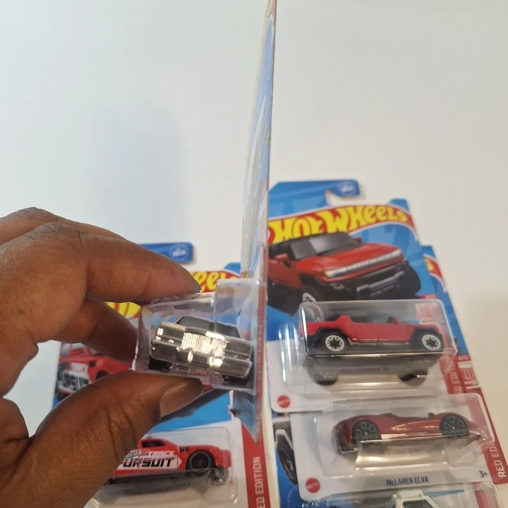 Hot Wheels Target Red Edition 6 Cars Cadillac/ Audi/ Hummer/‎ McLaren/ Charger